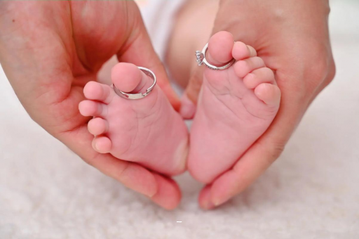 南通宝宝脸上长黑点 南通宝宝脸上长黑点